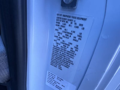 2025 Chevrolet Express Cutaway 3500 1WT