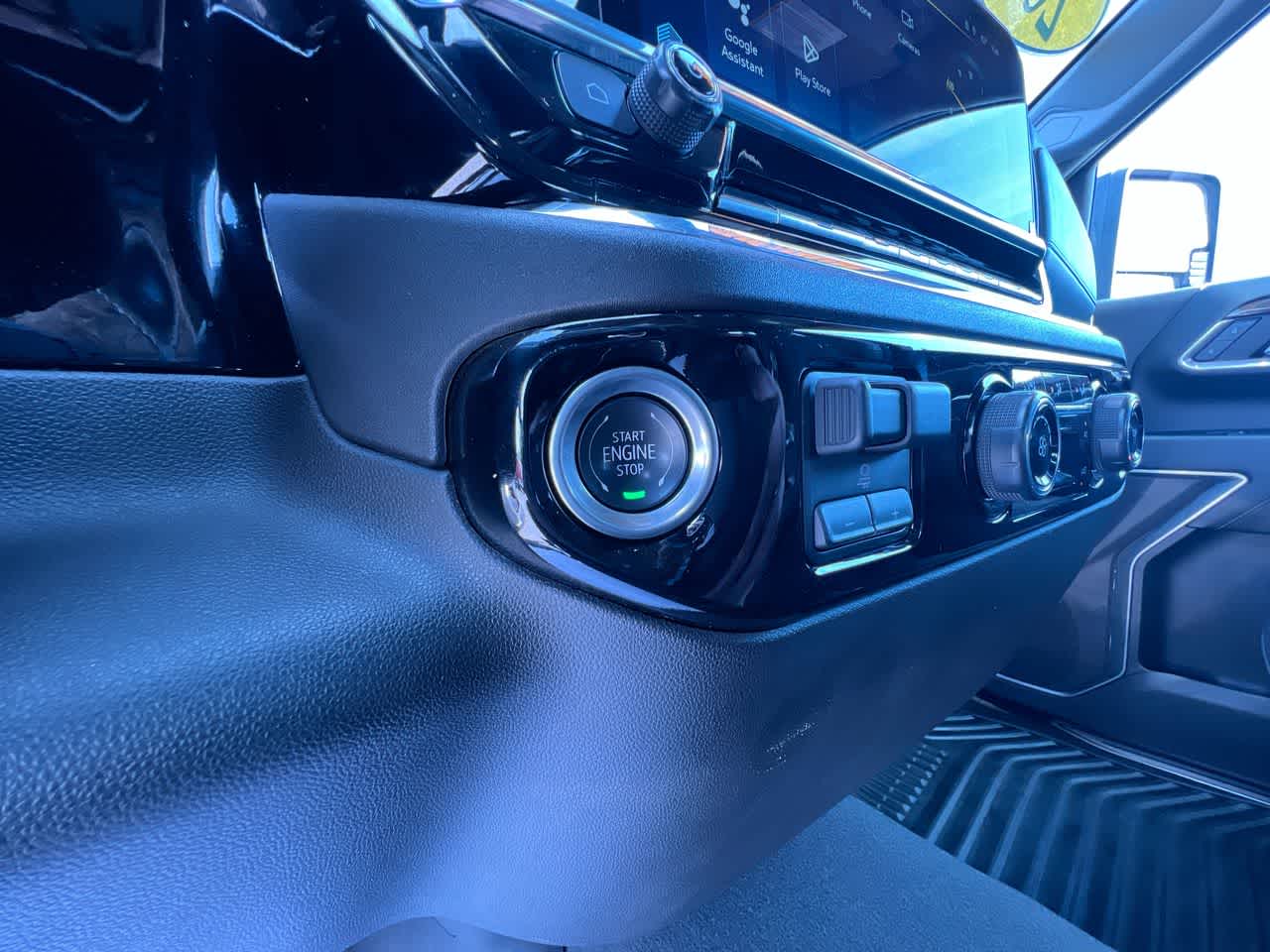 2024 Chevrolet Silverado 2500HD LT - Photo 17