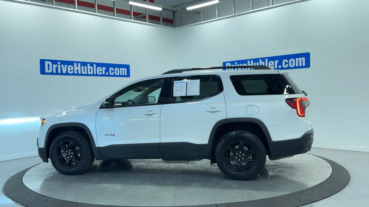 2023 GMC Acadia AT4