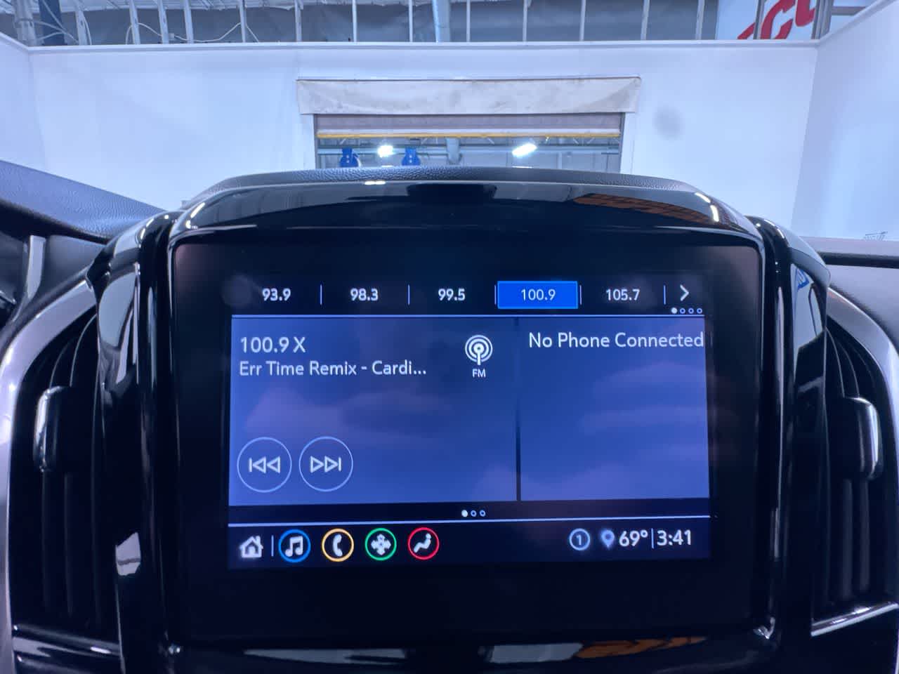 2020 Chevrolet Traverse LT Cloth