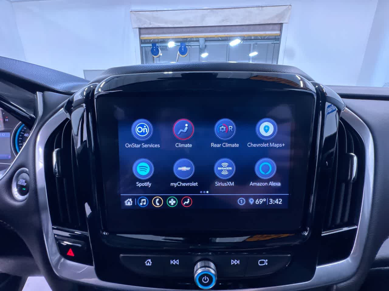 2020 Chevrolet Traverse LT Cloth