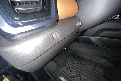 2023 GMC Canyon 4WD AT4