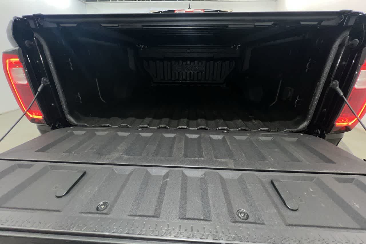 2023 GMC Canyon 4WD AT4