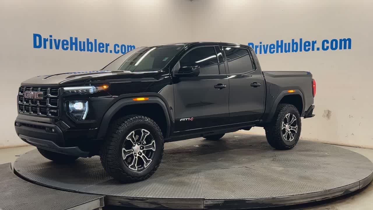 2023 GMC Canyon 4WD AT4