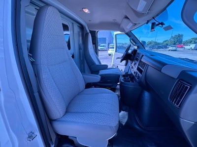 2026 Chevrolet Express Cutaway 3500 1WT