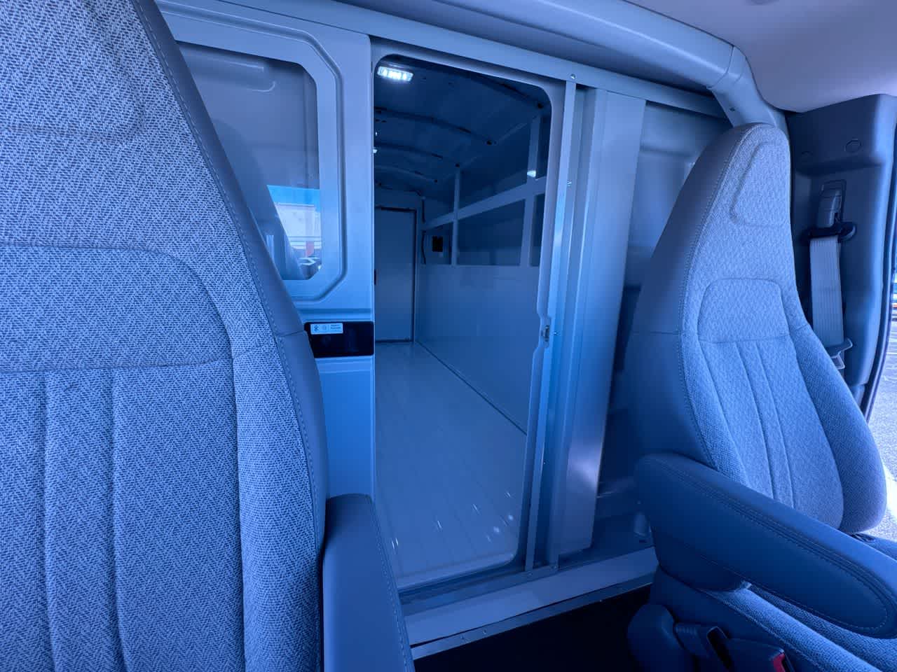 2026 Chevrolet Express Cutaway 3500 1WT