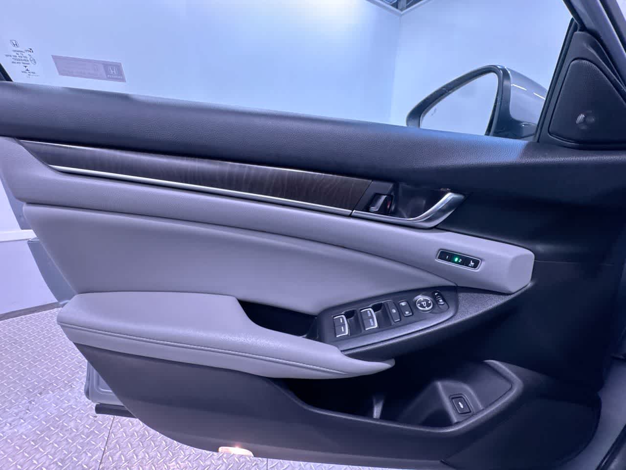 2019 Honda Accord Sedan Touring 2.0T