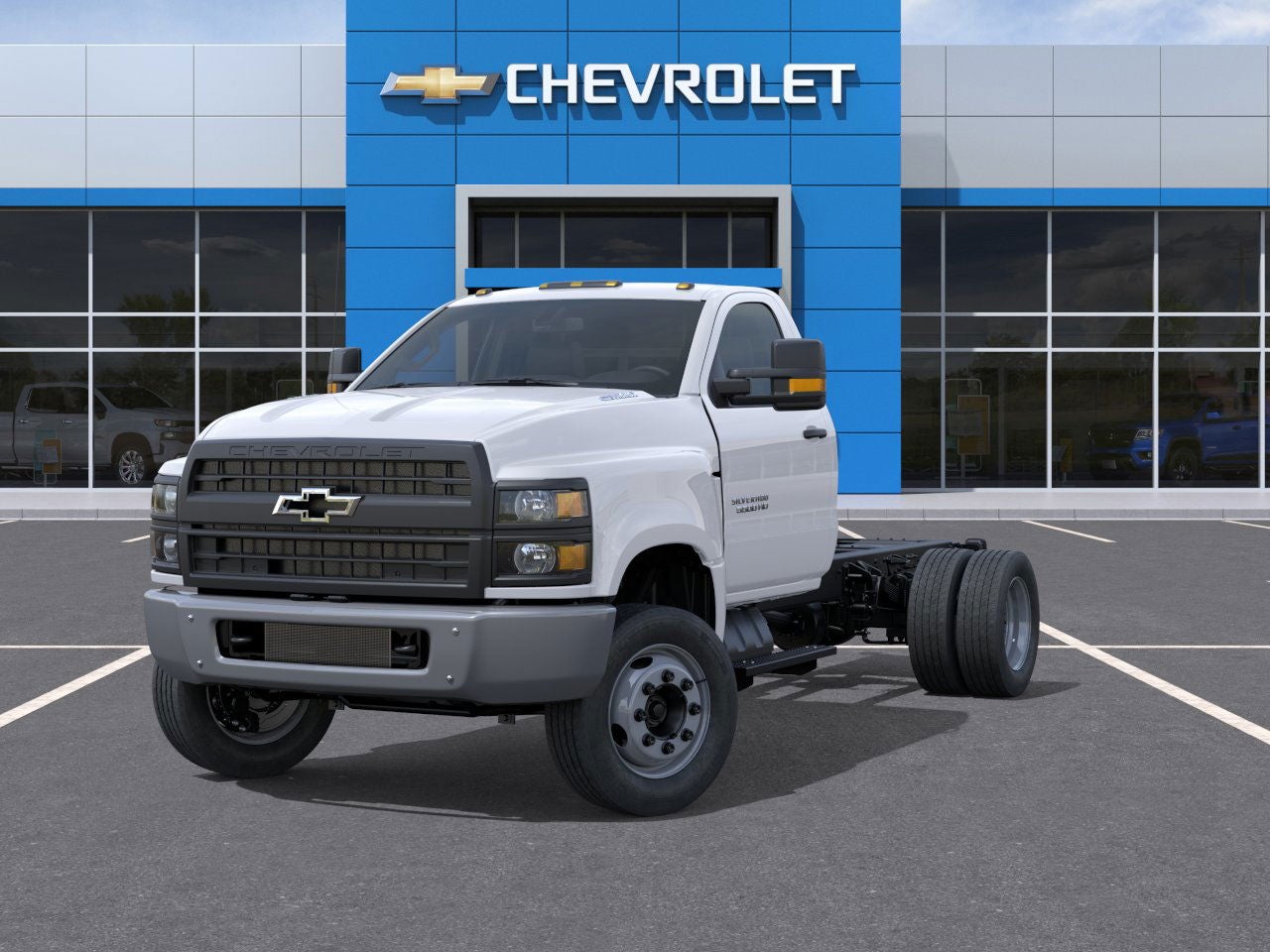 2025 Chevrolet Silverado 5500 HD Work Truck