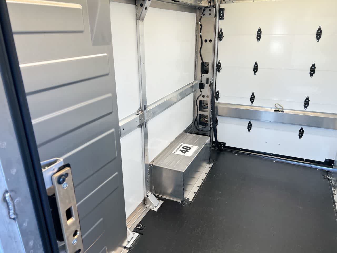 2025 Chevrolet BrightDrop 400 FWD 400