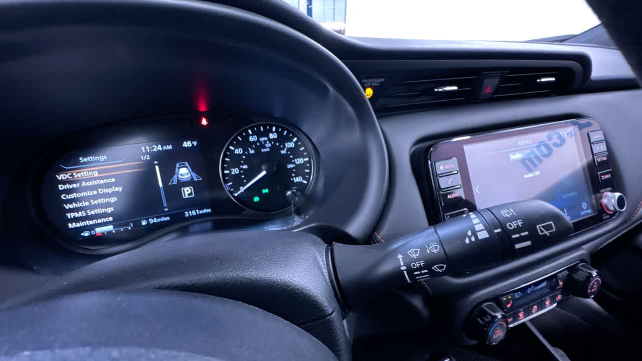 2024 Nissan Kicks SR