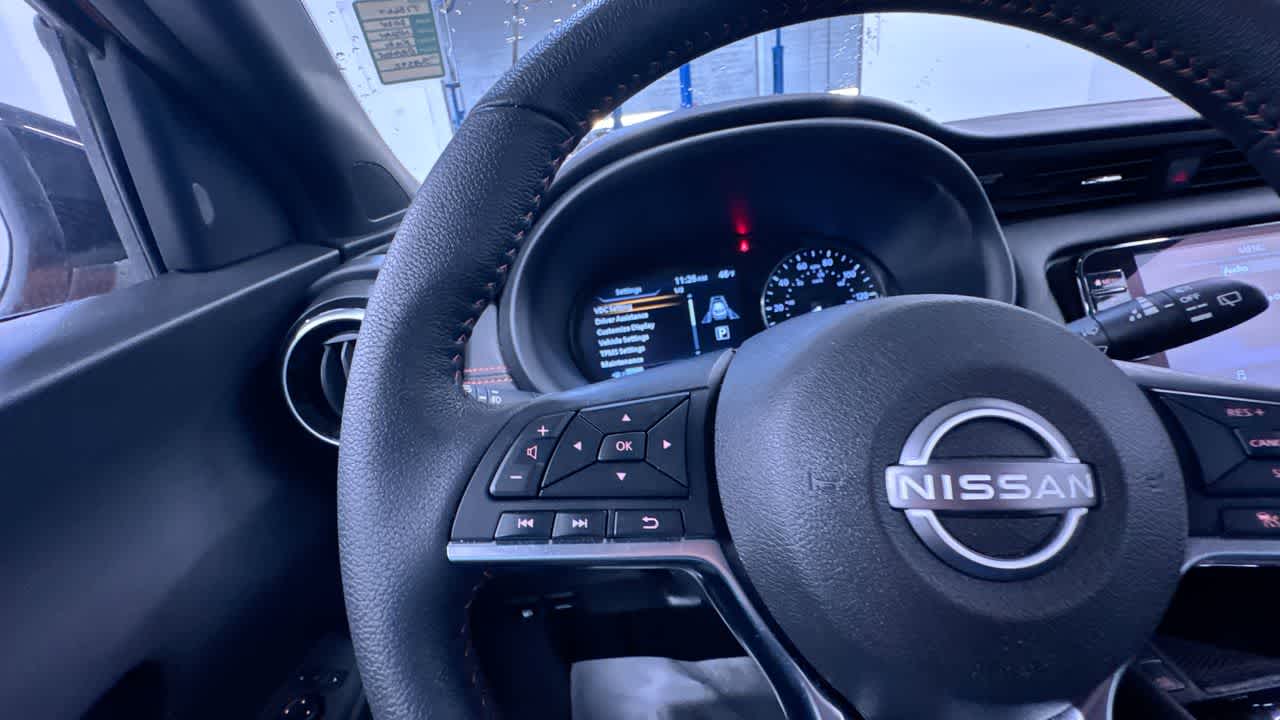 2024 Nissan Kicks SR