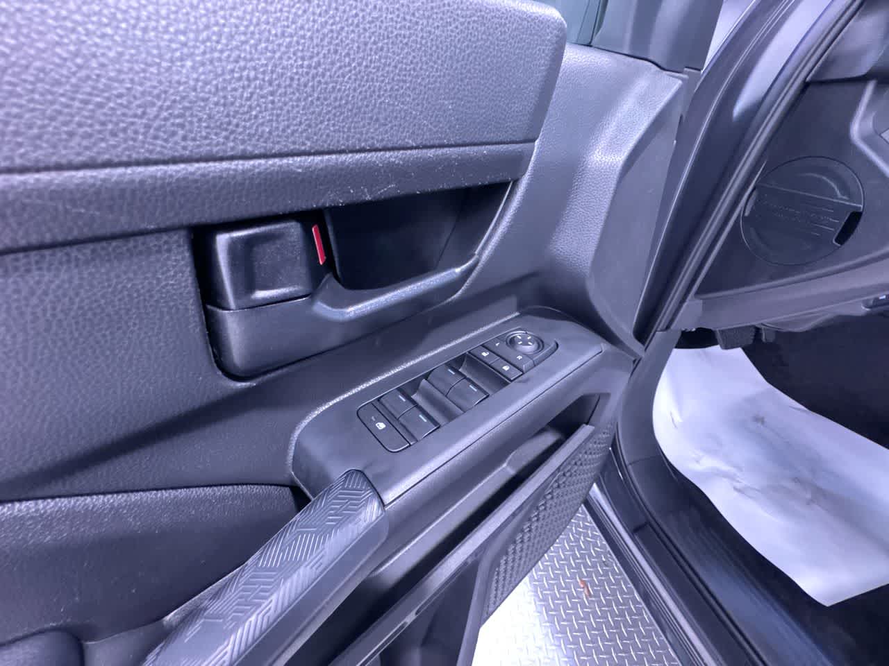 2024 Toyota Tacoma 4WD SR5