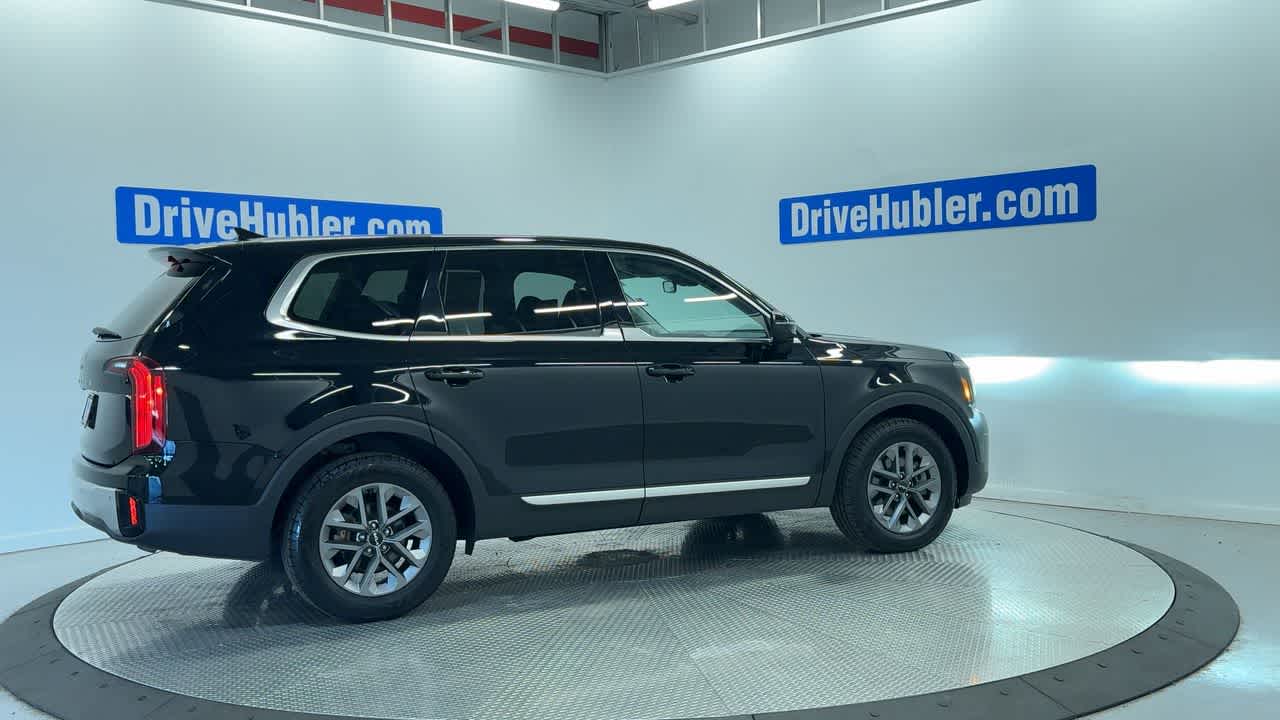 2023 Kia Telluride LX