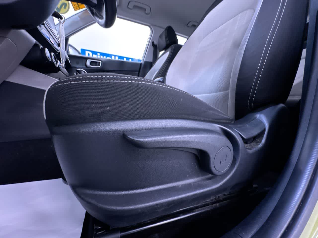 2021 Hyundai Venue SEL