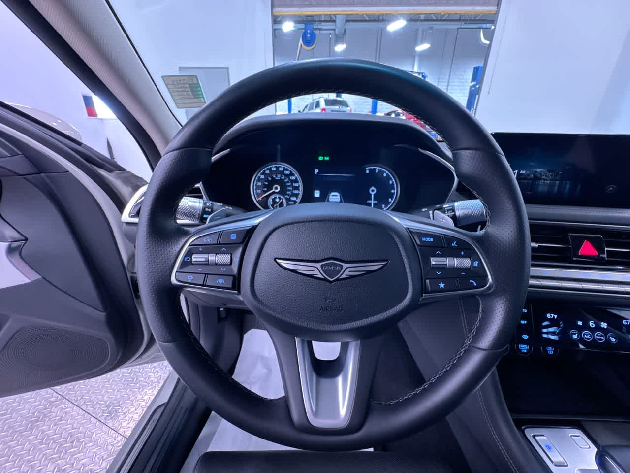 2025 Genesis G70 2.5T