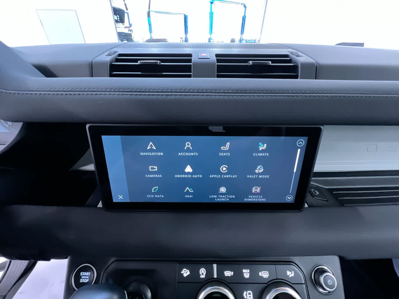 2023 Land Rover Defender S