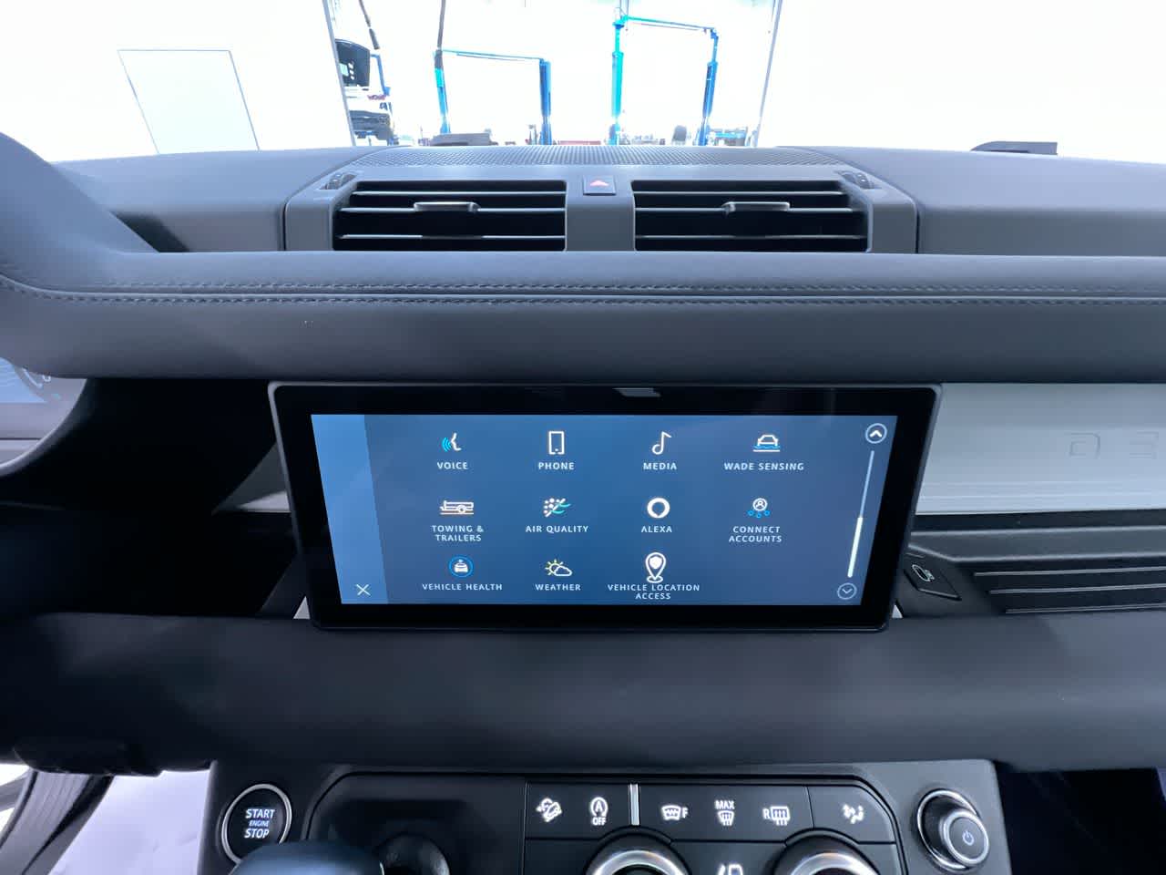 2023 Land Rover Defender S