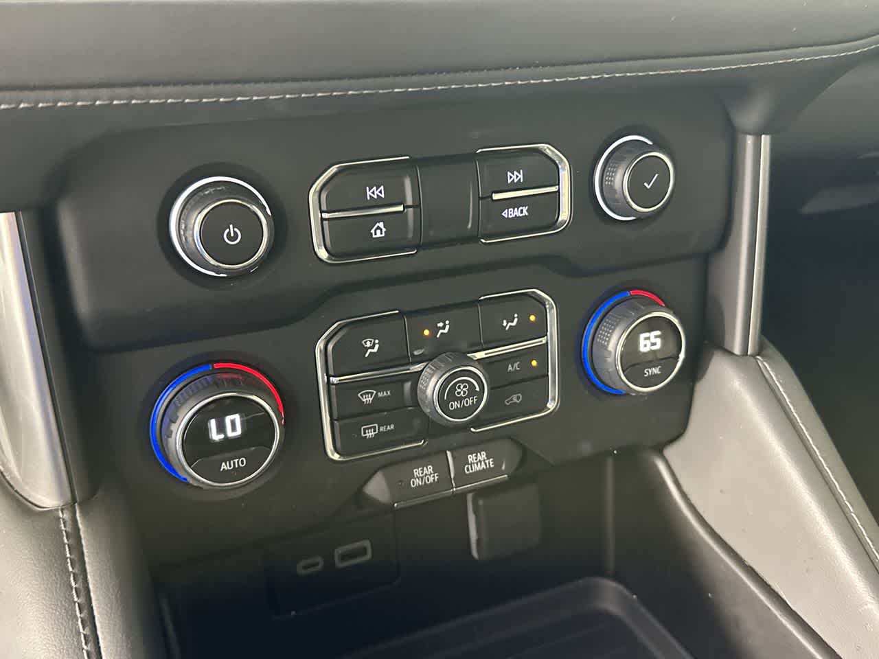 2024 Chevrolet Tahoe LS