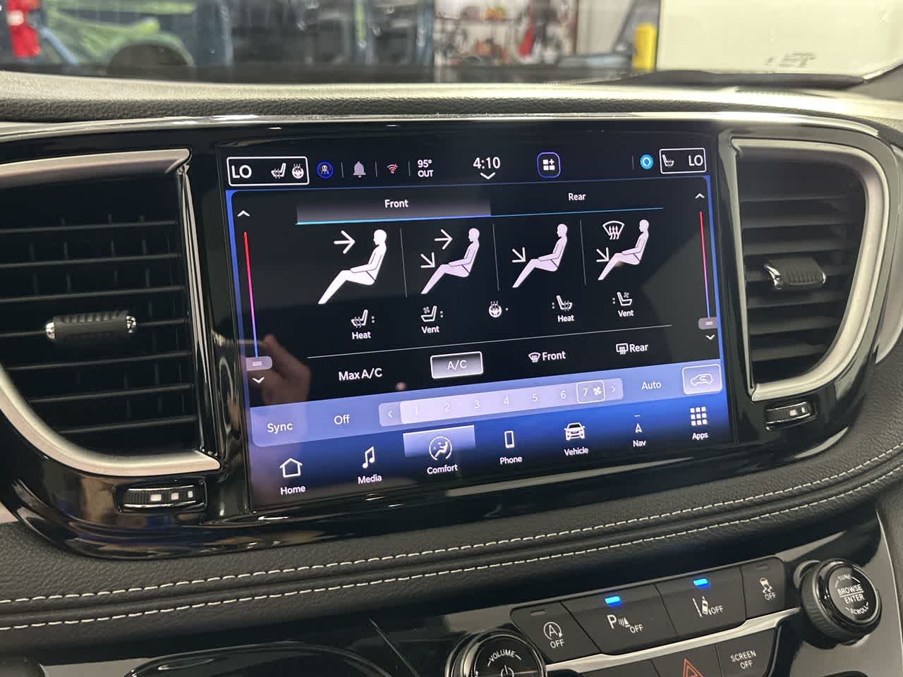 2025 Chrysler Pacifica Limited