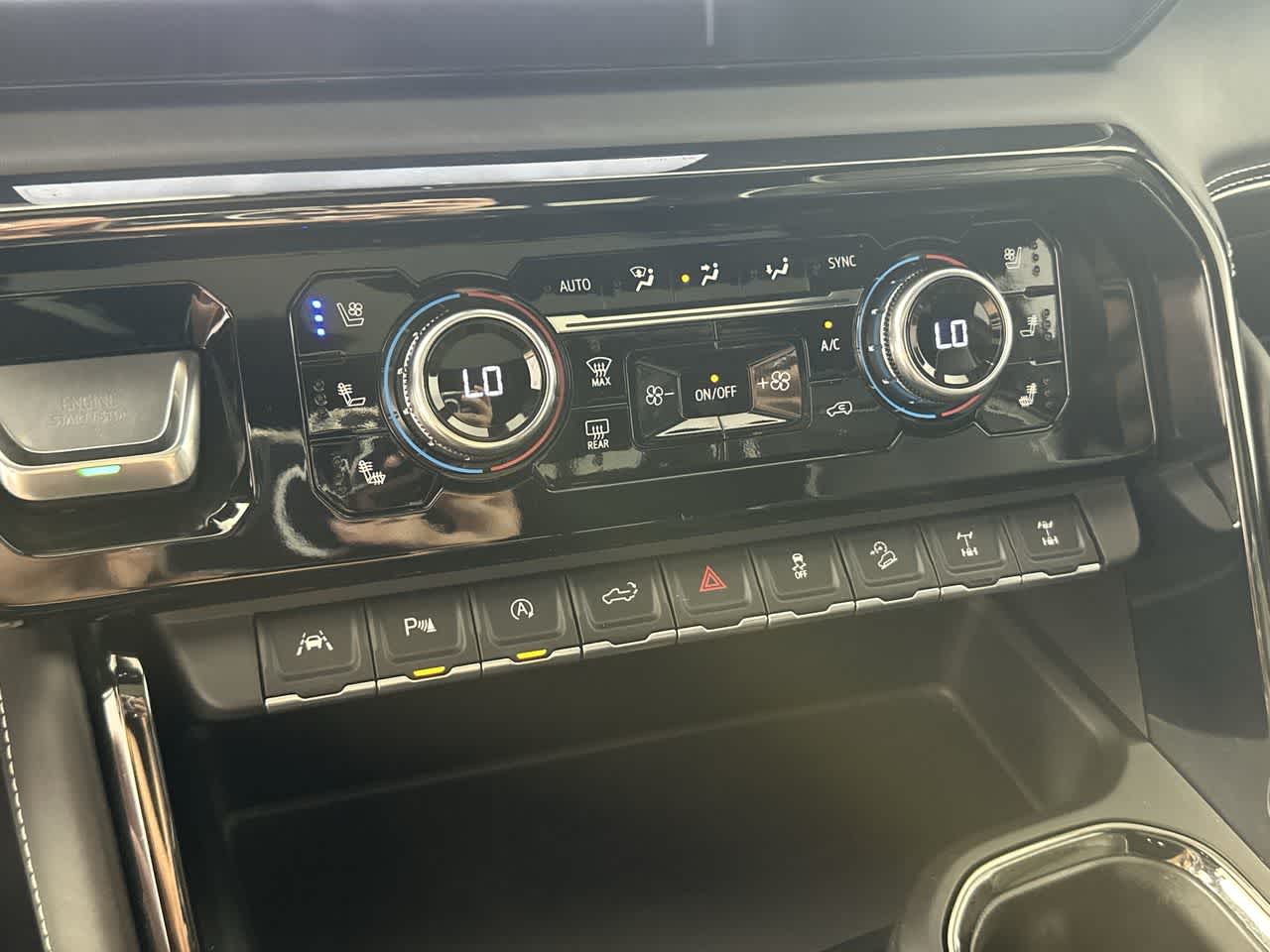2025 GMC Sierra 1500 AT4X