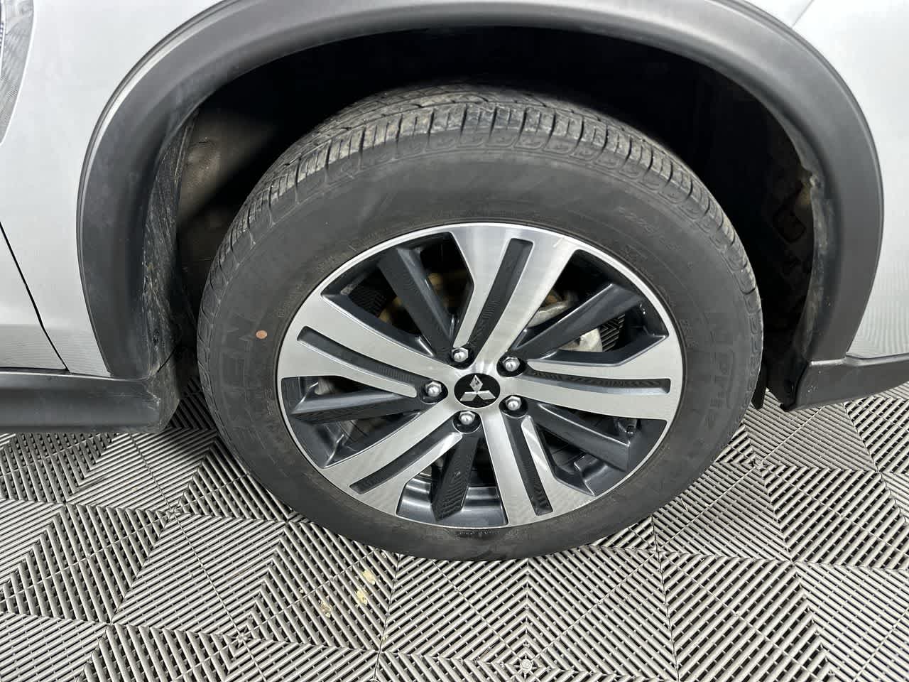 2024 Mitsubishi Outlander Sport S