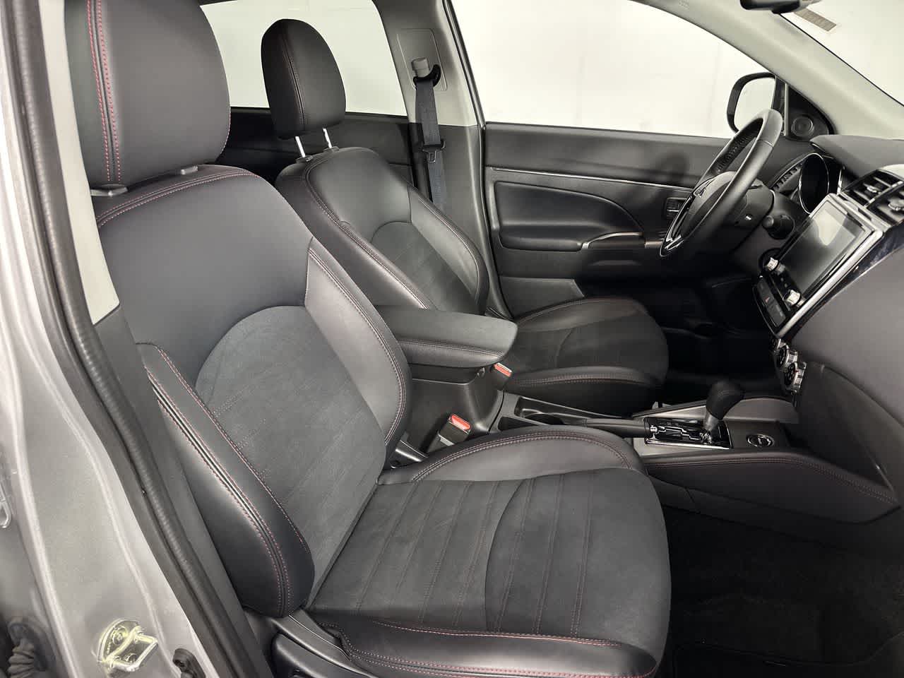 2024 Mitsubishi Outlander Sport S