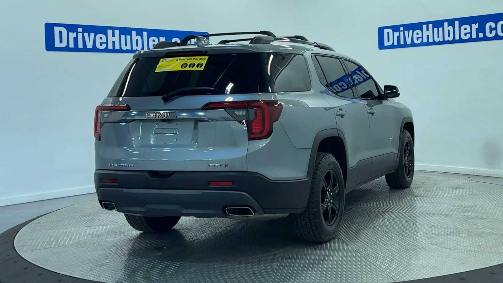 2023 GMC Acadia AT4