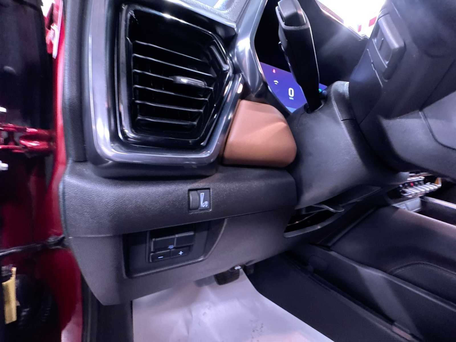 2024 GMC Canyon 4WD AT4