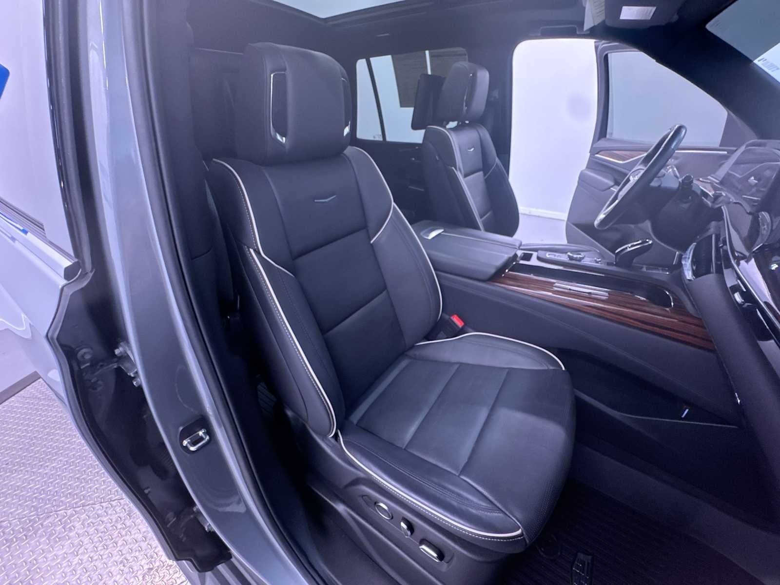 2024 Cadillac Escalade 4WD Premium Luxury