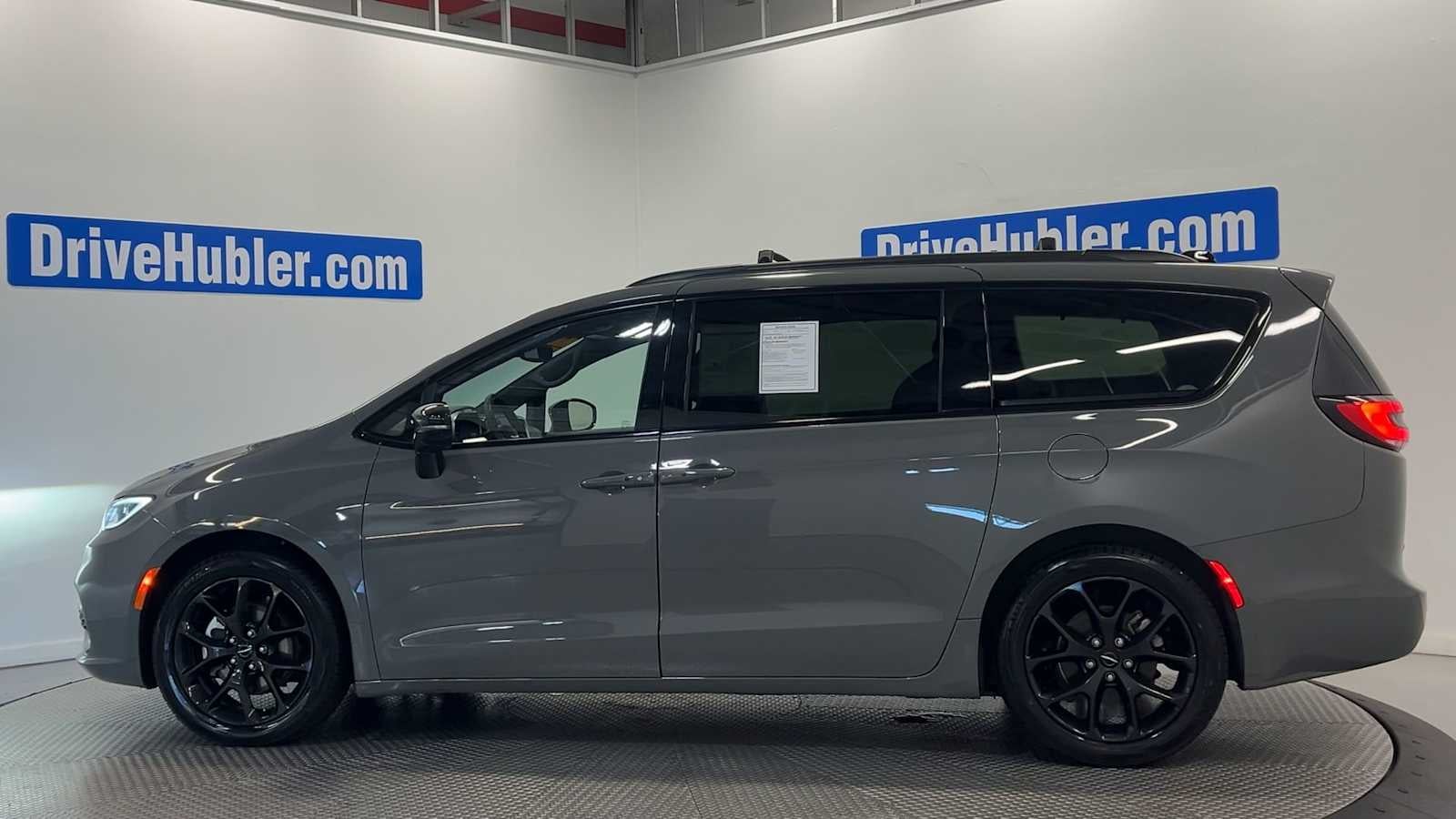2025 Chrysler Pacifica Limited