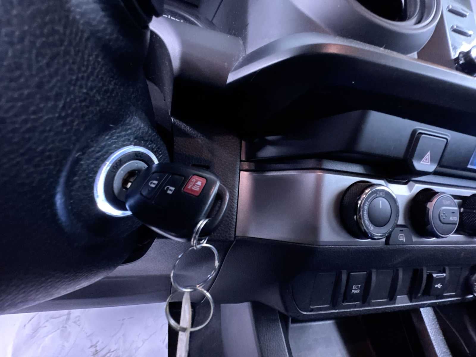 2022 Toyota Tacoma SR