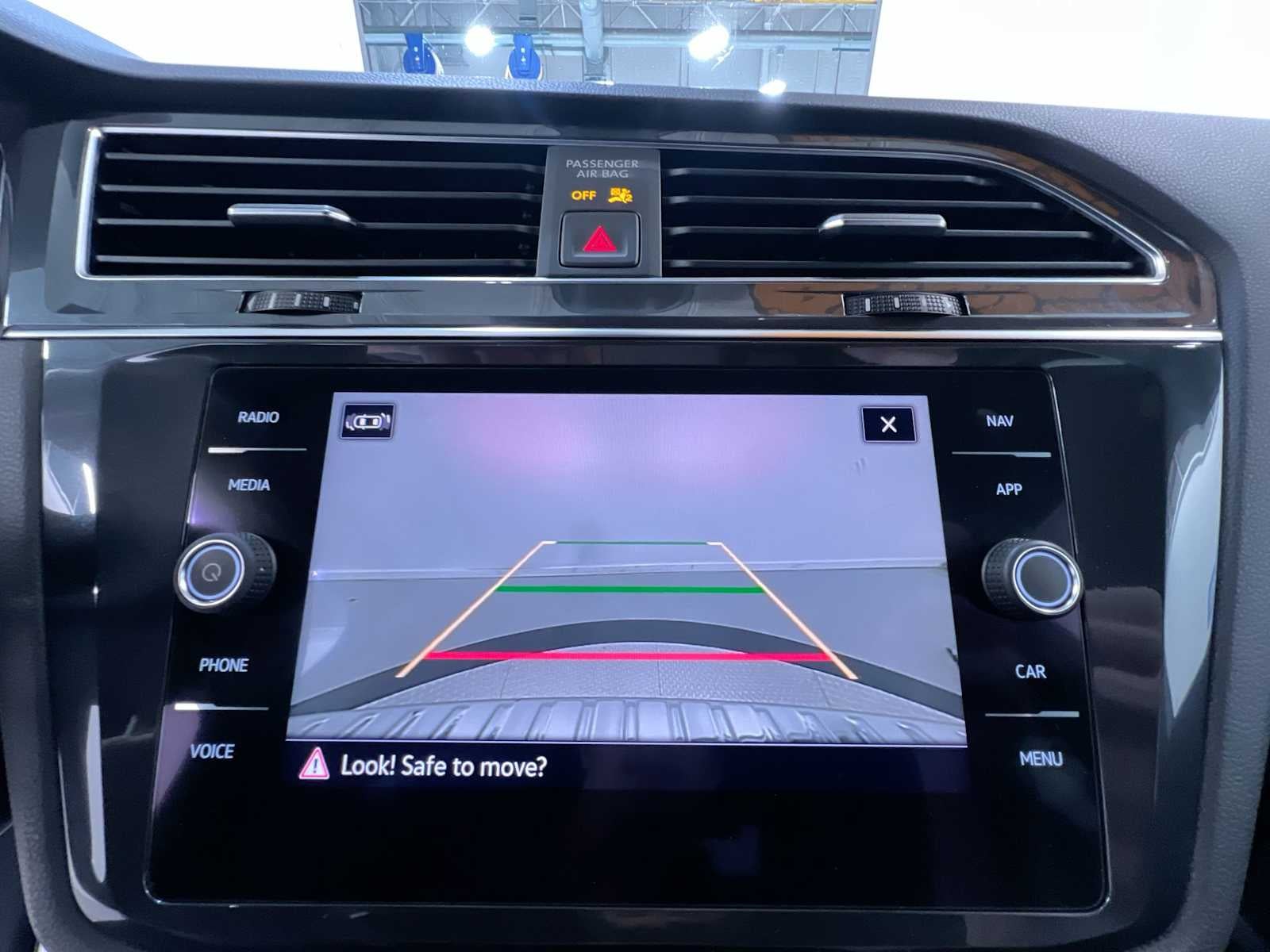 2022 Volkswagen Tiguan SEL R-Line
