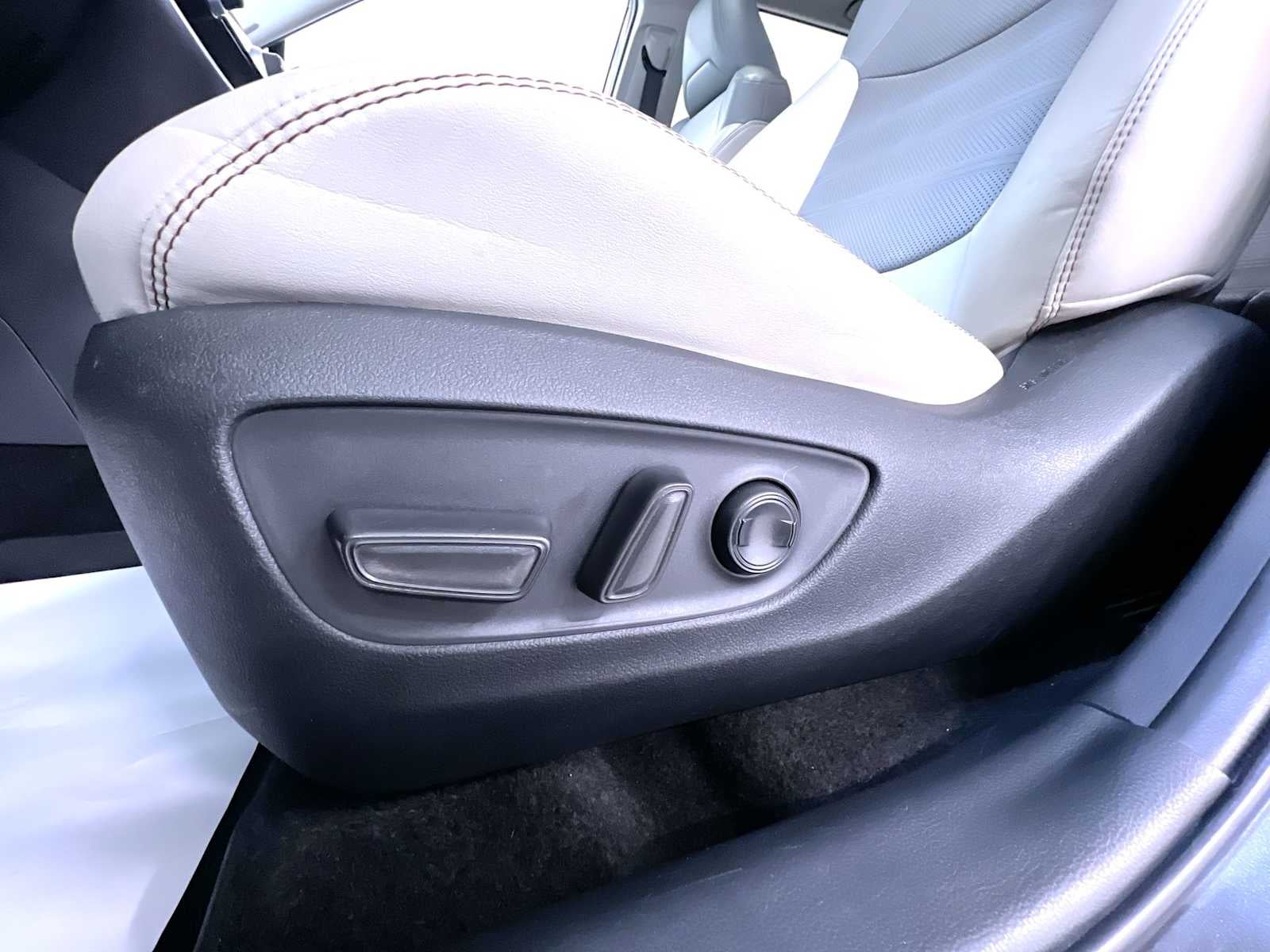 2023 Toyota RAV4 Hybrid Limited