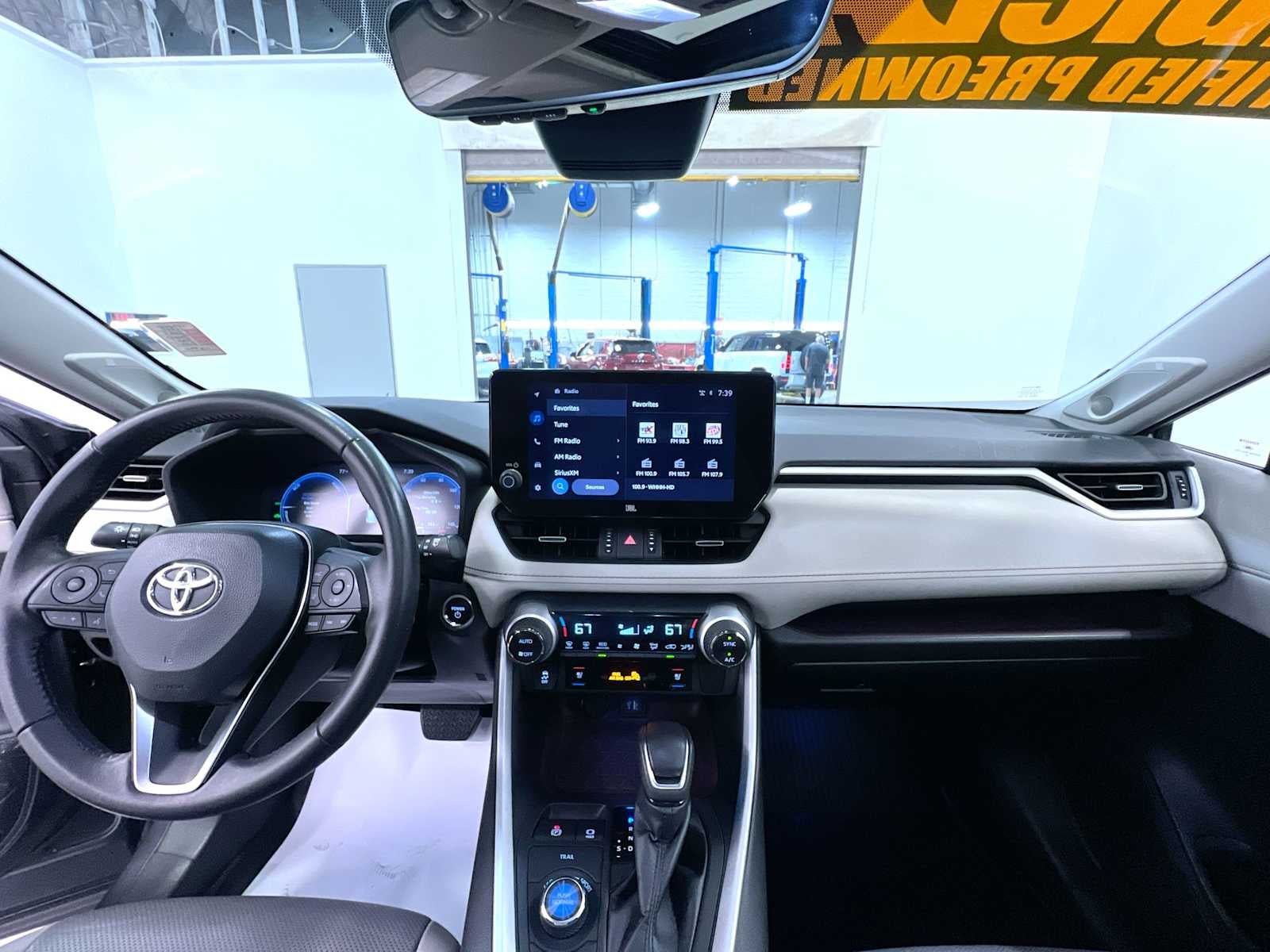2023 Toyota RAV4 Hybrid Limited