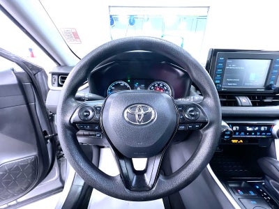 2022 Toyota RAV4 Hybrid XLE