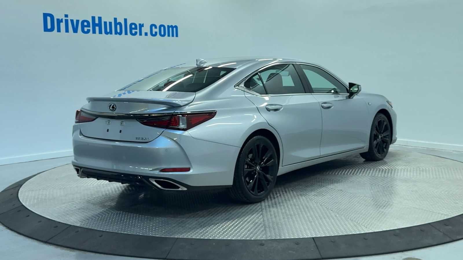 2023 Lexus ES 350 F SPORT Handling