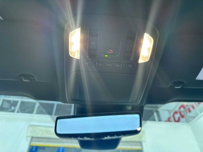 2025 Toyota Highlander Hybrid Platinum