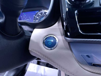 2022 Toyota Highlander Hybrid Platinum