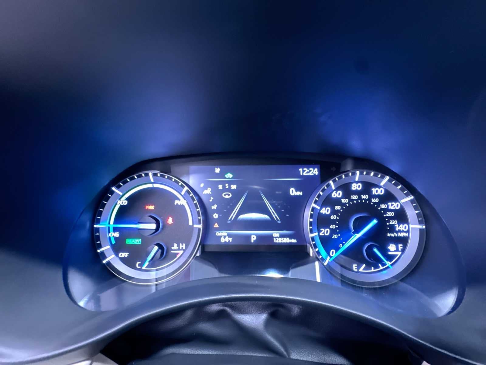 2022 Toyota Highlander Hybrid Platinum