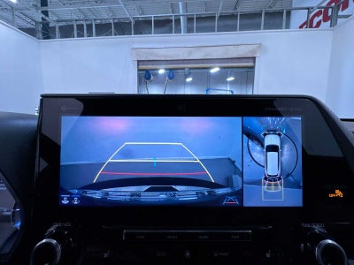 2022 Toyota Highlander Hybrid Platinum