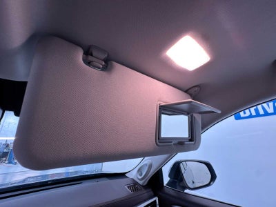 2022 Toyota Highlander Hybrid Platinum