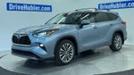 2022 Toyota Highlander Hybrid Platinum