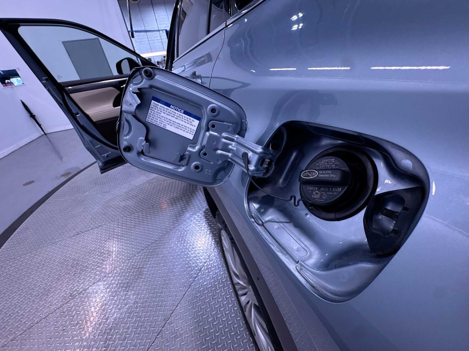2022 Toyota Highlander Hybrid Platinum