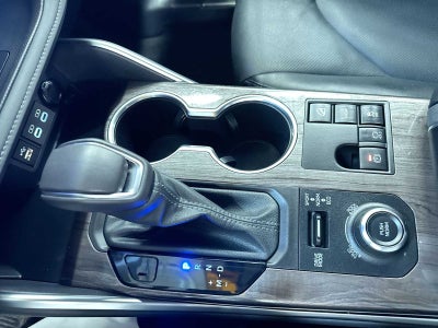 2024 Toyota Highlander Platinum