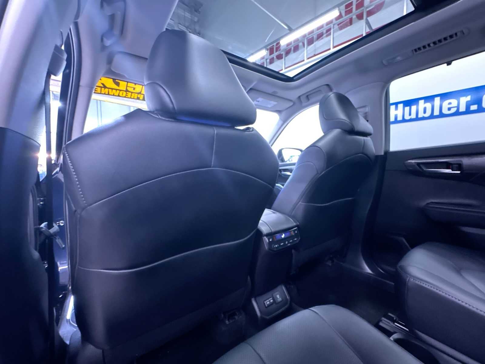 2024 Toyota Highlander Platinum