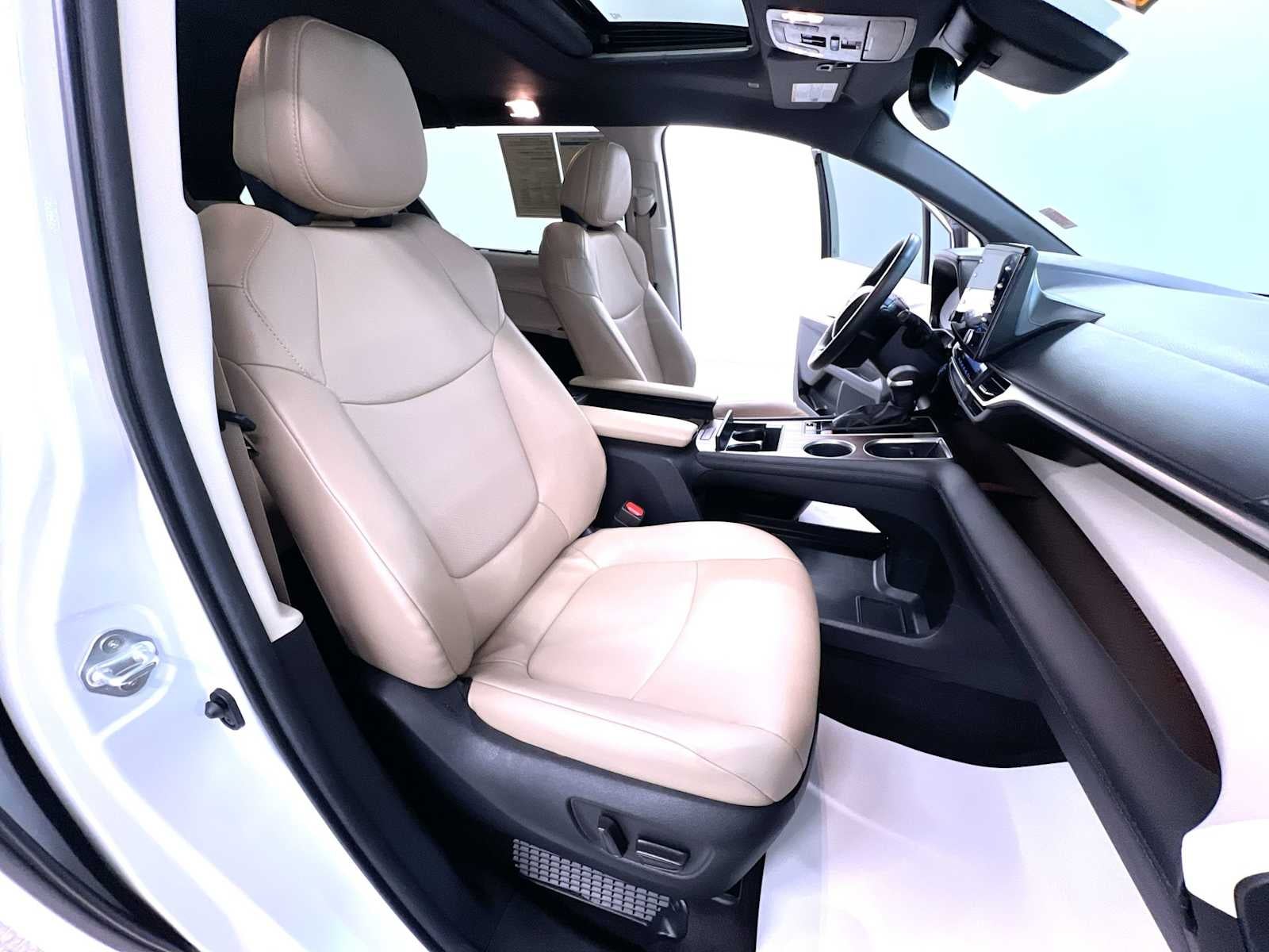 2024 Toyota Sienna XLE
