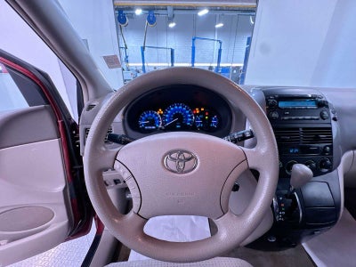 2008 Toyota Sienna LE
