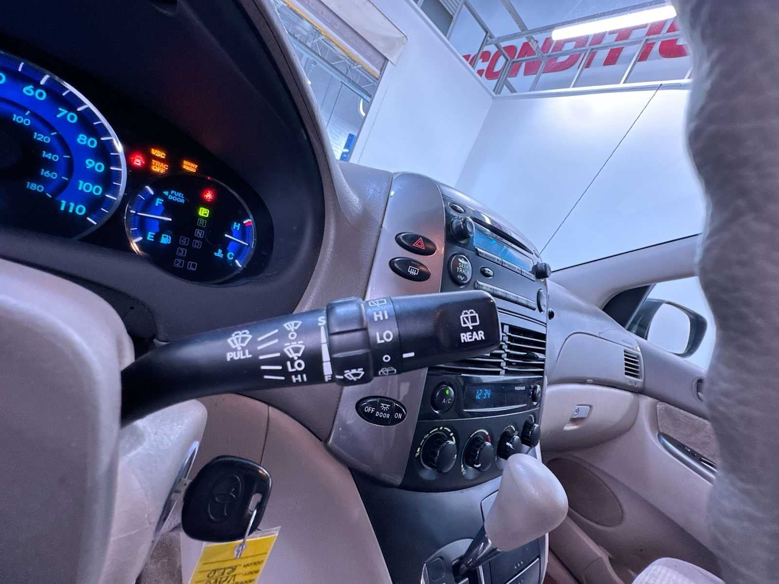 2008 Toyota Sienna LE