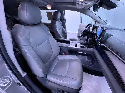 2023 Toyota Sienna Limited