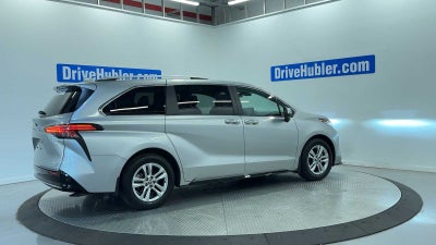 2023 Toyota Sienna Limited